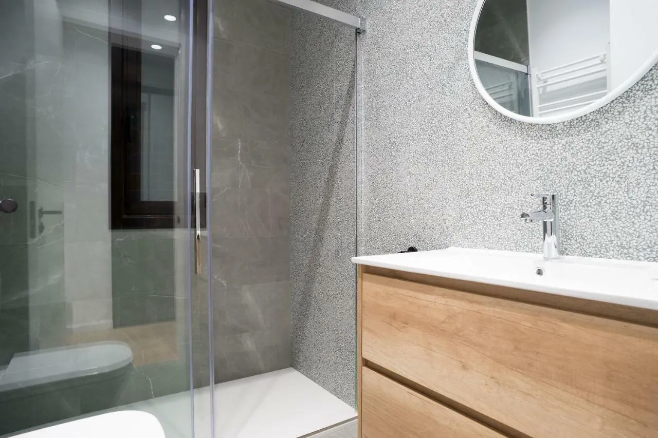 Cantabric Plaza / Iberorent Apartments San Sebastian Spain